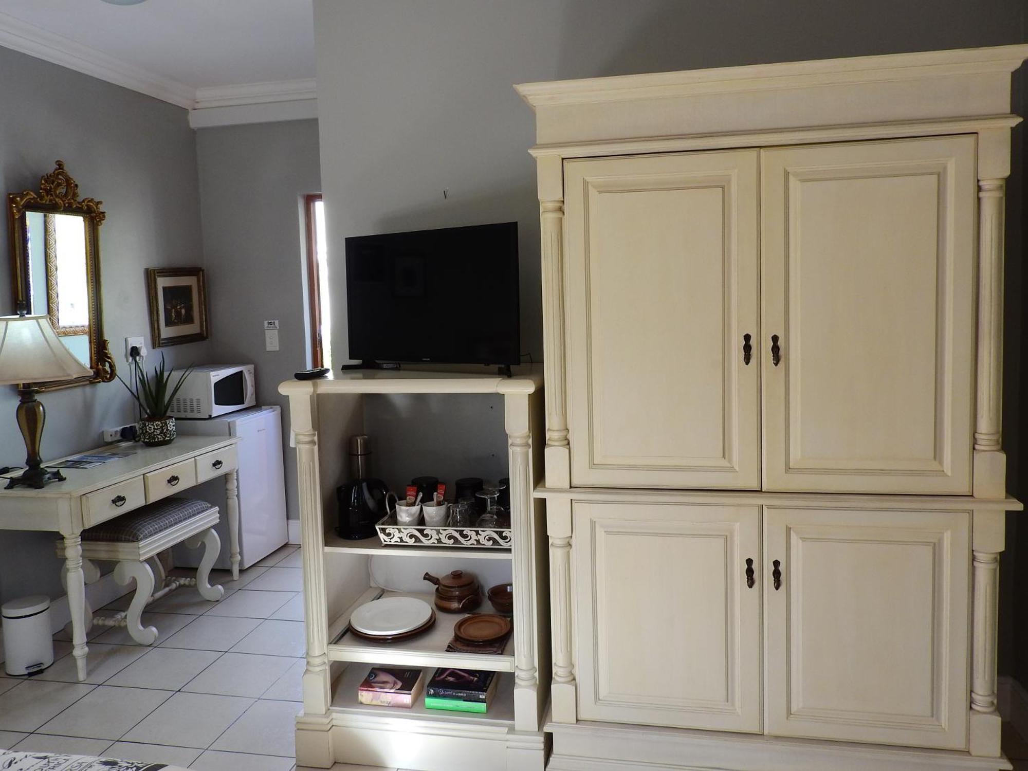 The Vic 1906 Self Catering Units Apartment Монтегю Екстериор снимка